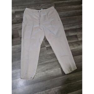 Chico's women's beige/cream pull-on casual pants, size 2.5 (US 14).